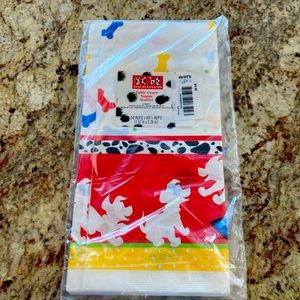 Vtg Disney Hallmark 101 Dalmatians Party Disposable Table Cover New Dead stock